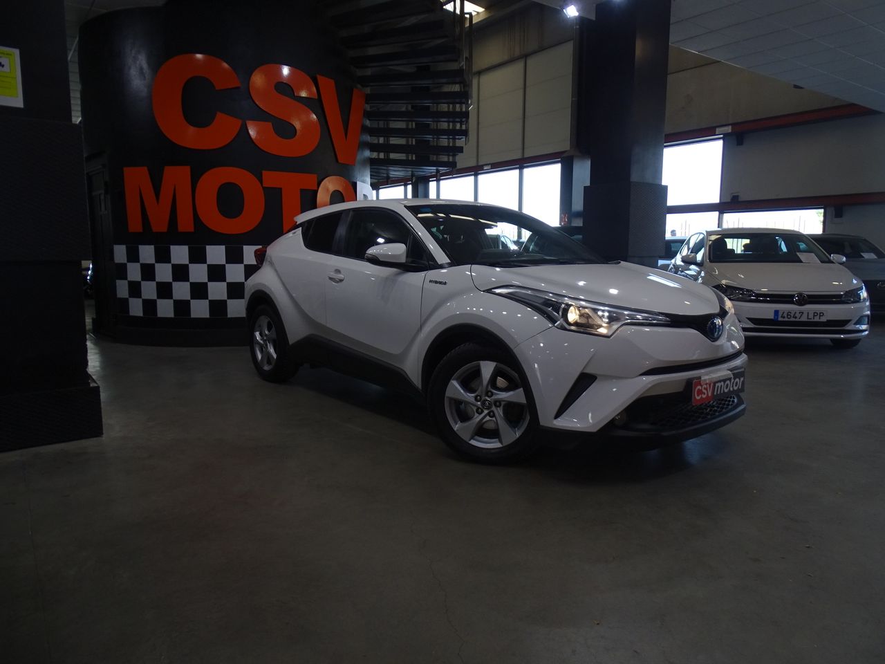 Foto Toyota C-HR 2