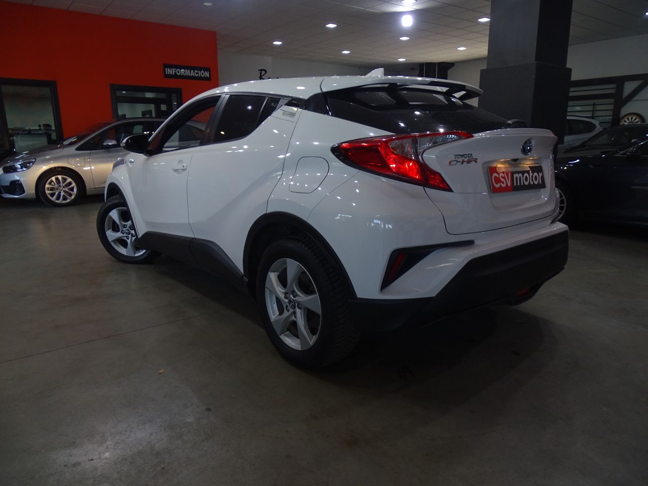 Foto Toyota C-HR 4