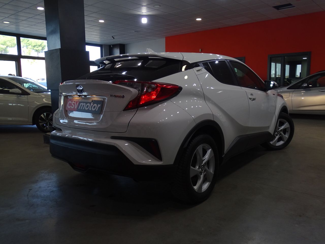 Foto Toyota C-HR 5