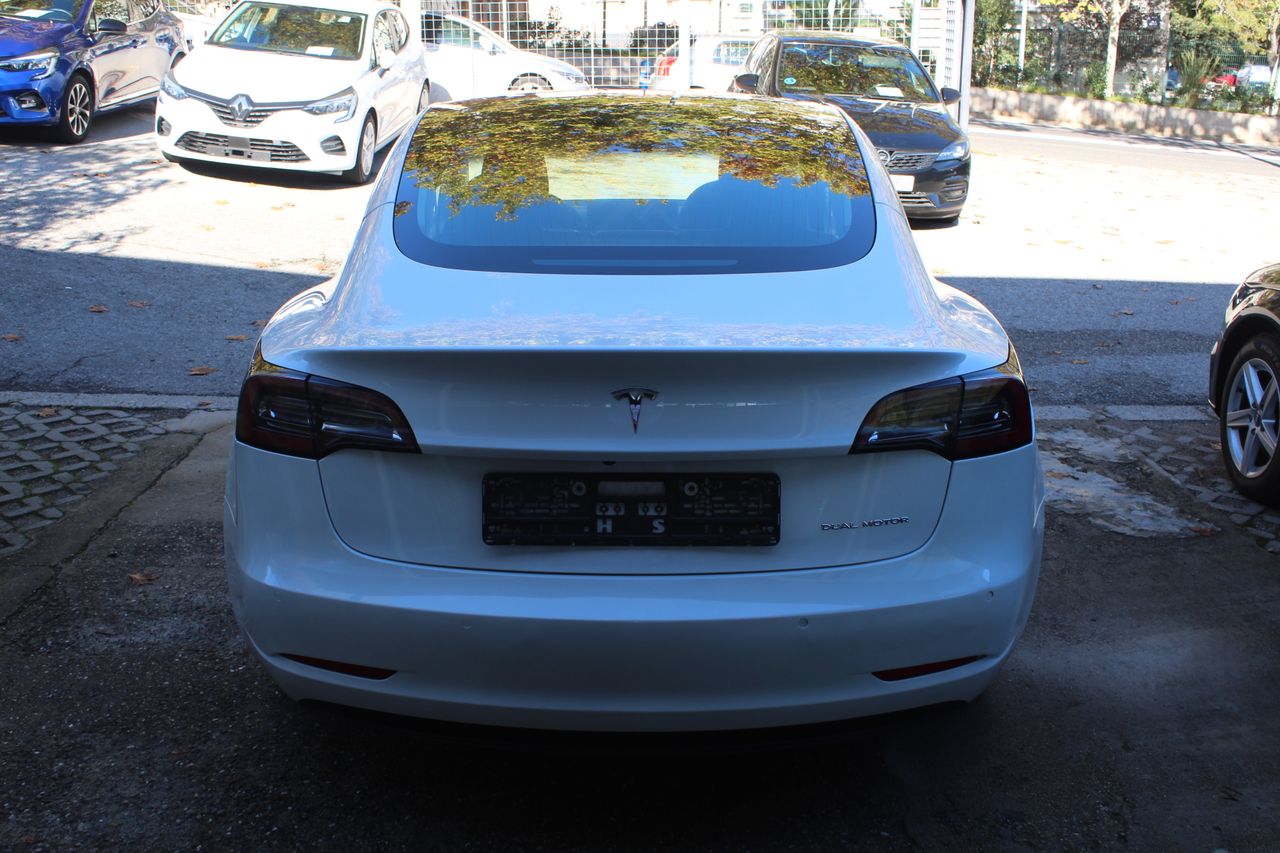 Foto Tesla Model 3 5