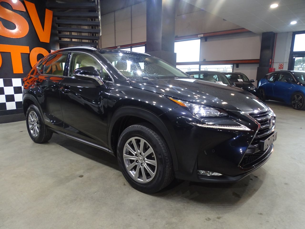 Foto Lexus NX 5