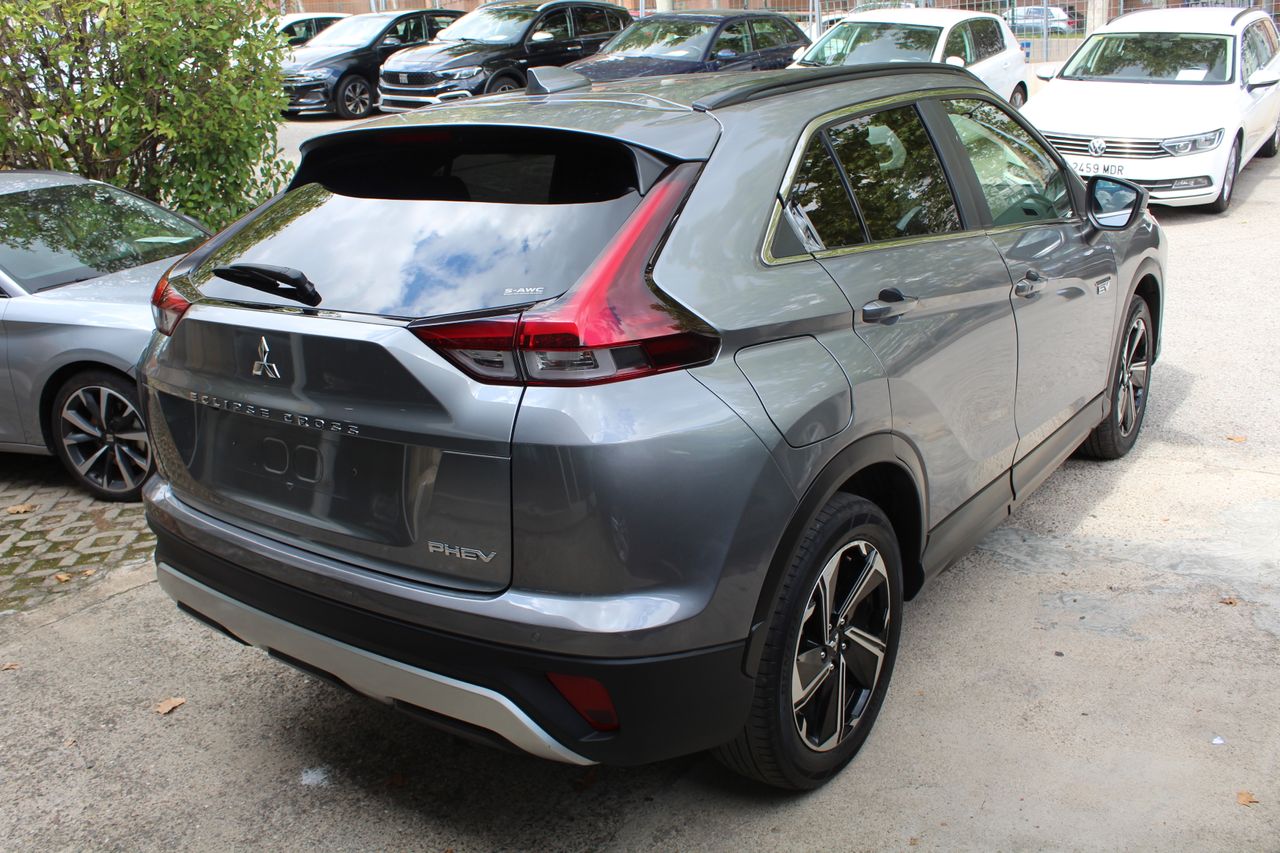 Foto Mitsubishi Eclipse Cross 6