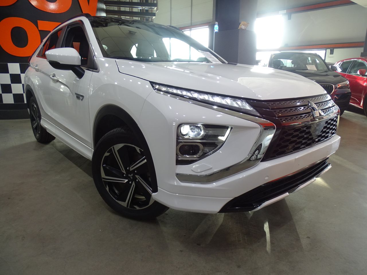 Foto Mitsubishi Eclipse Cross 4