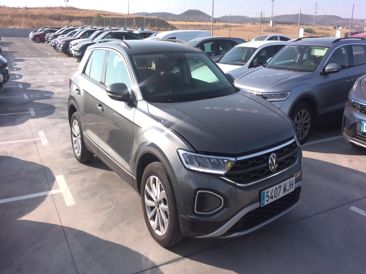 Foto Volkswagen T-Roc 2