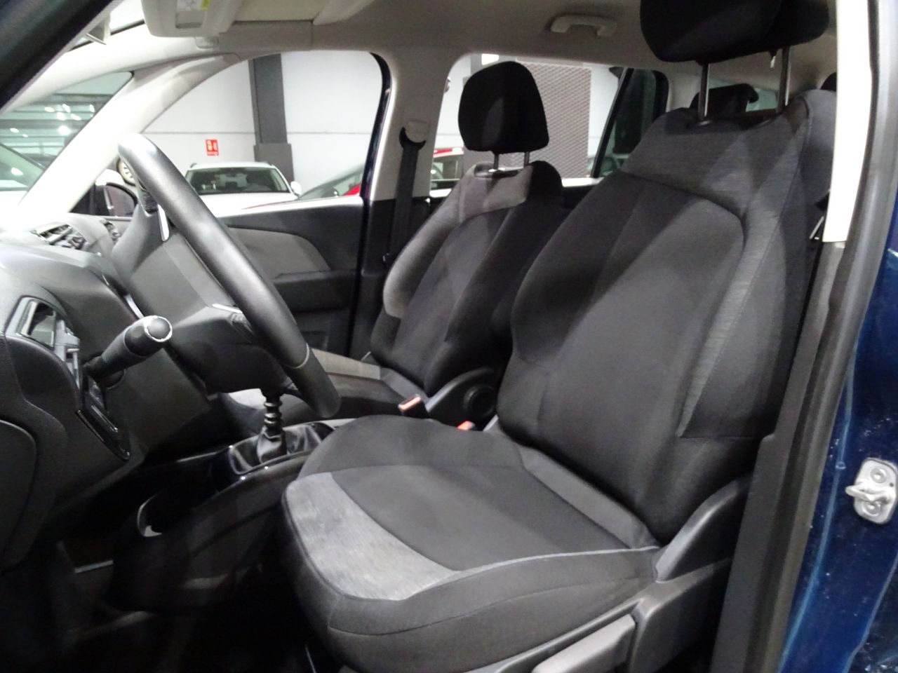 Foto Citroën Grand C4 SpaceTourer 10