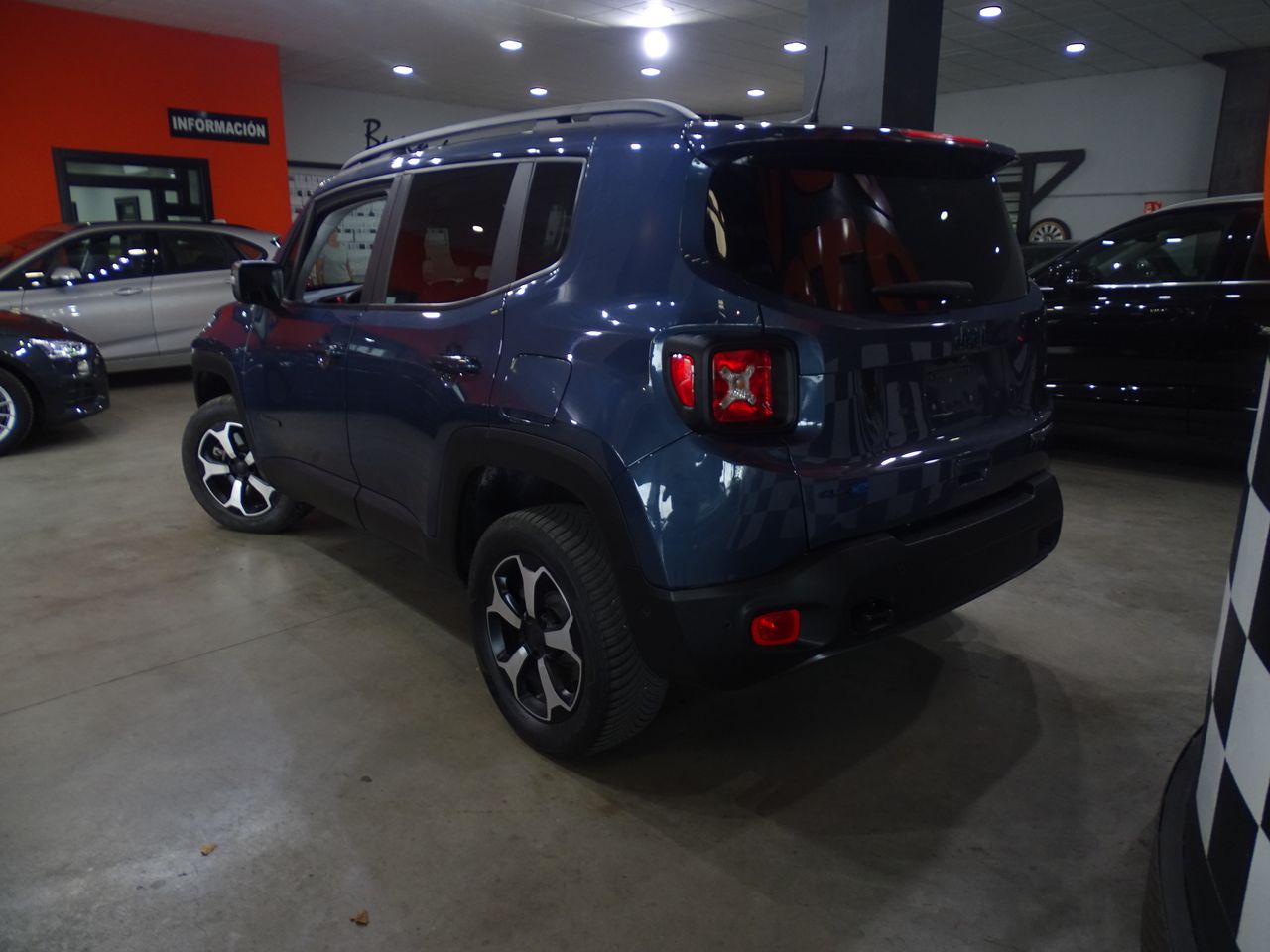 Foto Jeep Renegade 4