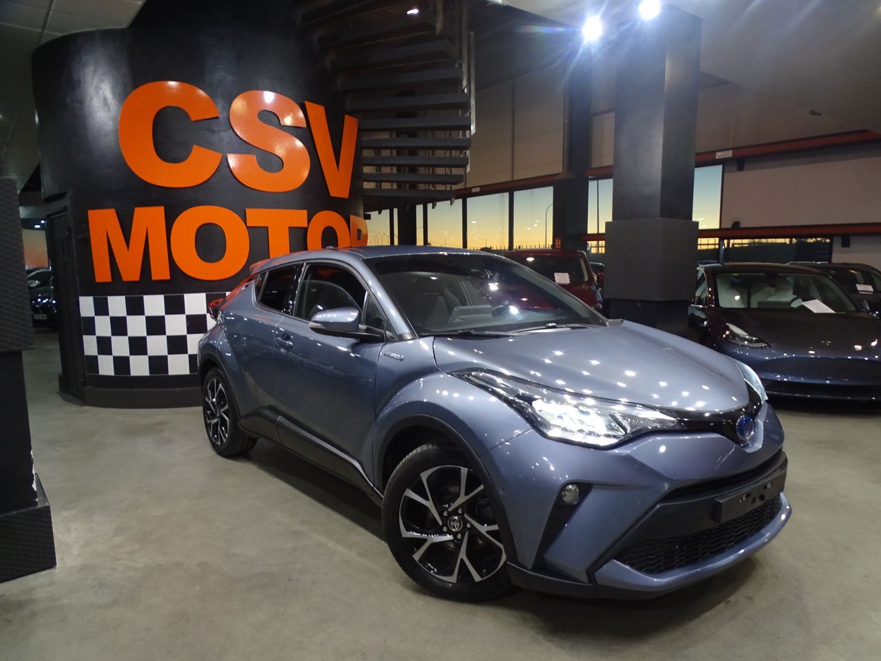 Foto Toyota C-HR 4