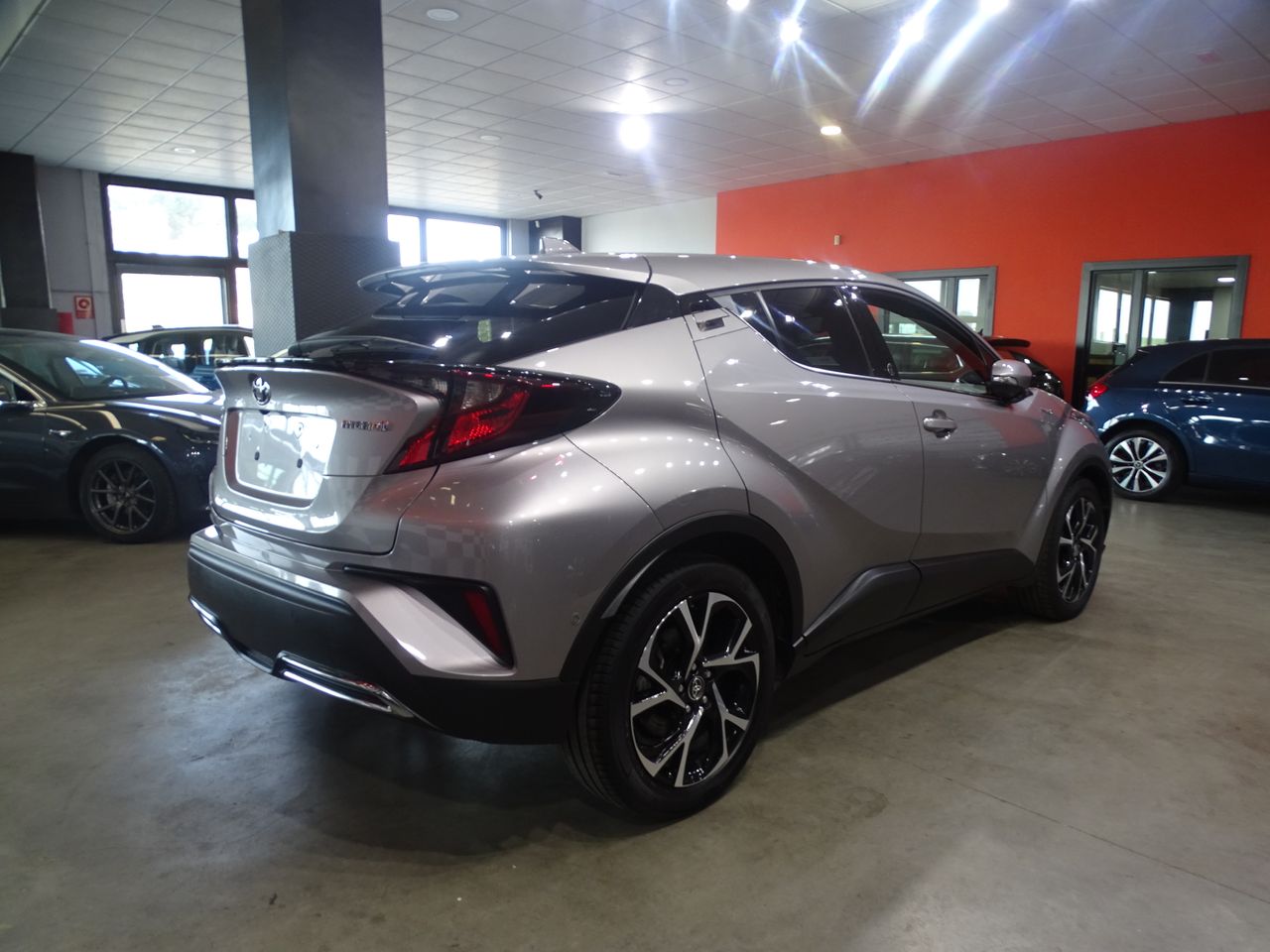 Foto Toyota C-HR 5