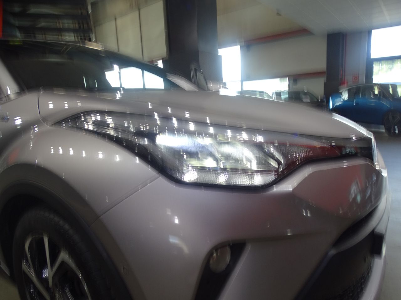 Foto Toyota C-HR 24