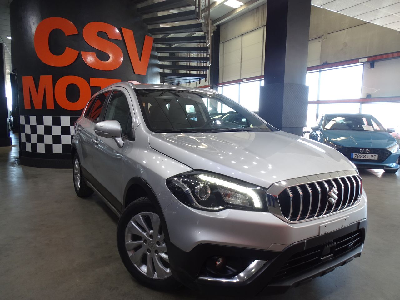 Foto Suzuki S-Cross 4