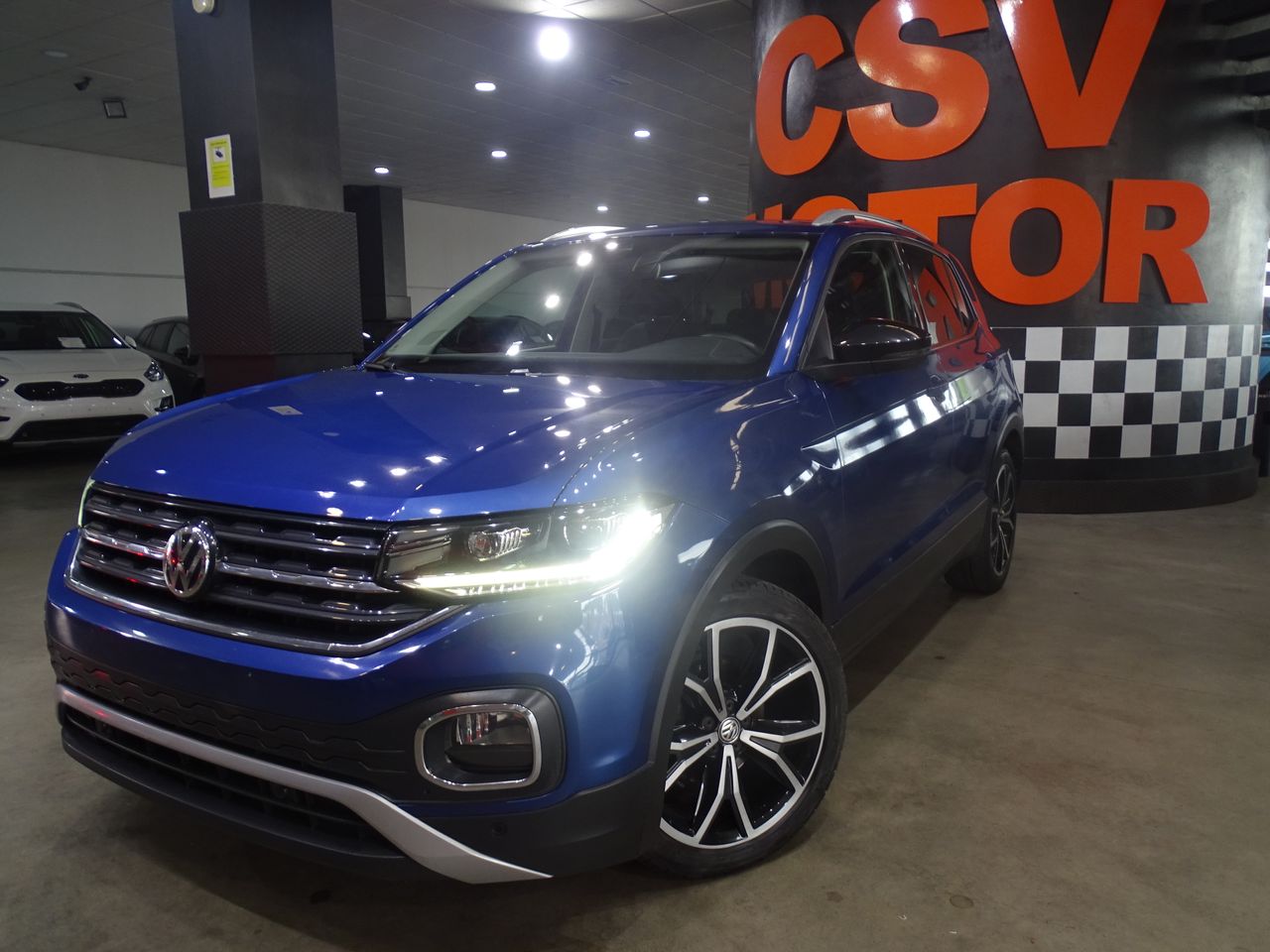 Foto Volkswagen T-Cross 1