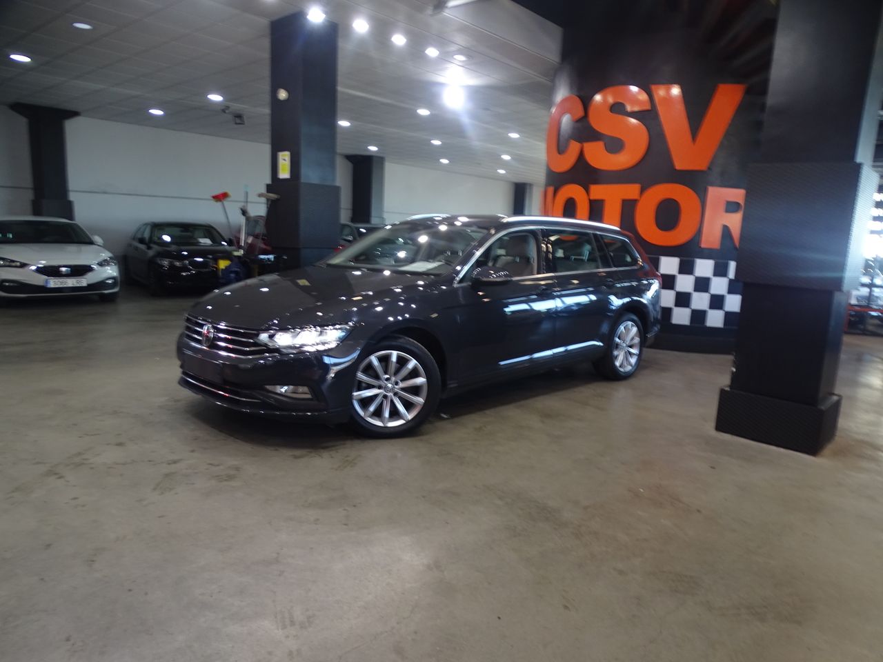 Foto Volkswagen Passat 1