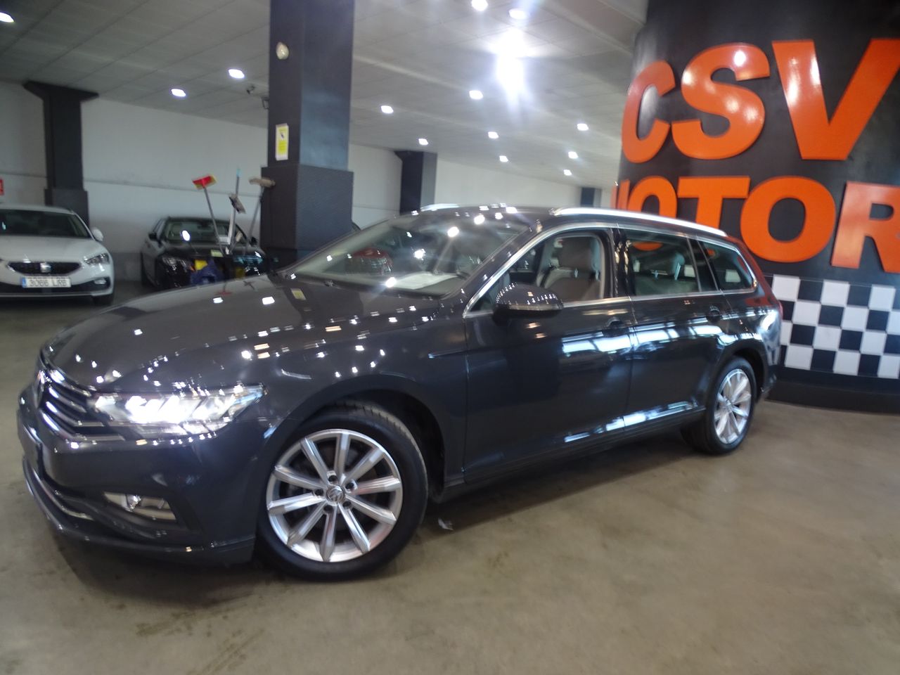 Foto Volkswagen Passat 2