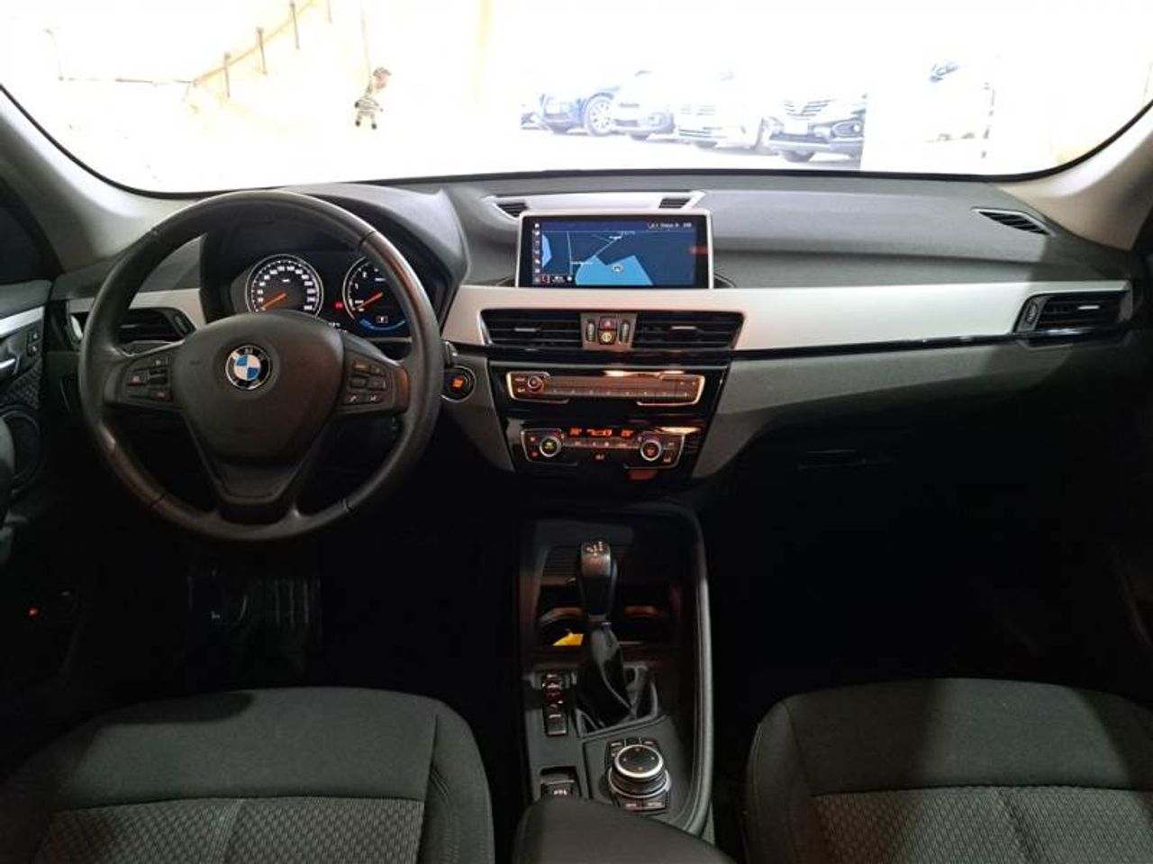 Foto BMW X1 4