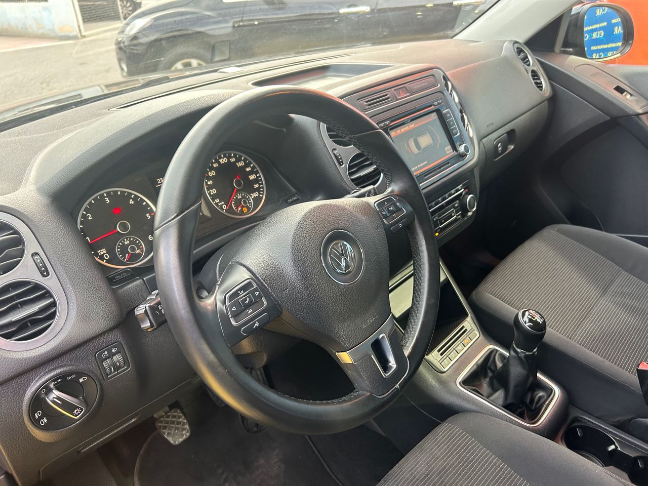 Foto Volkswagen Tiguan 9