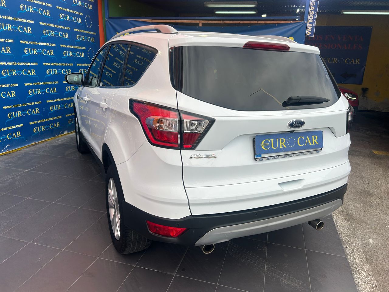 Foto Ford Kuga 32