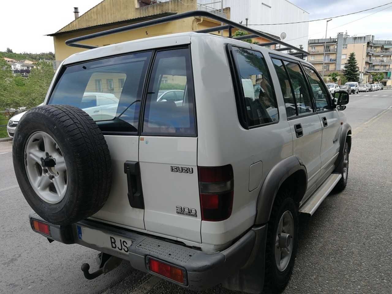 Foto Isuzu Trooper 3