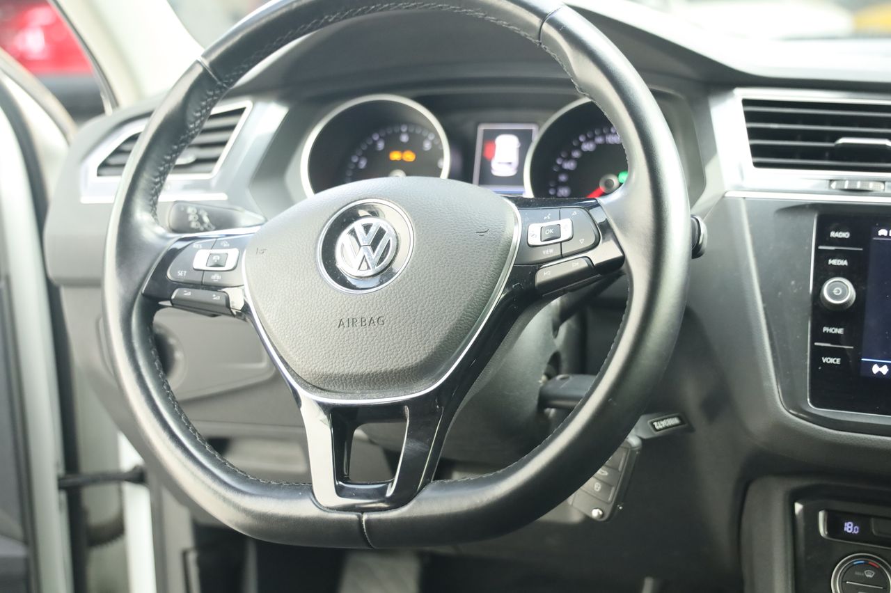 Foto Volkswagen Tiguan 17
