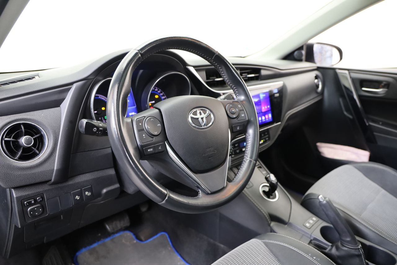 Foto Toyota Auris 13