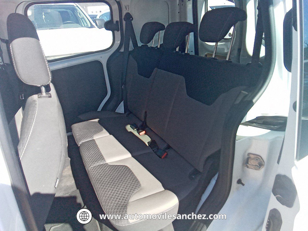 Foto Ford Transit  Courier 10