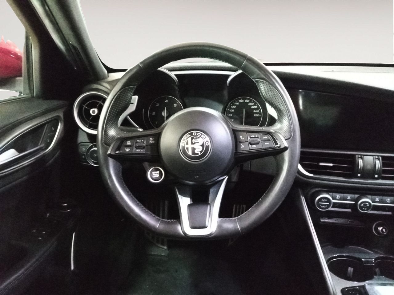 Foto Alfa Romeo Giulia 6