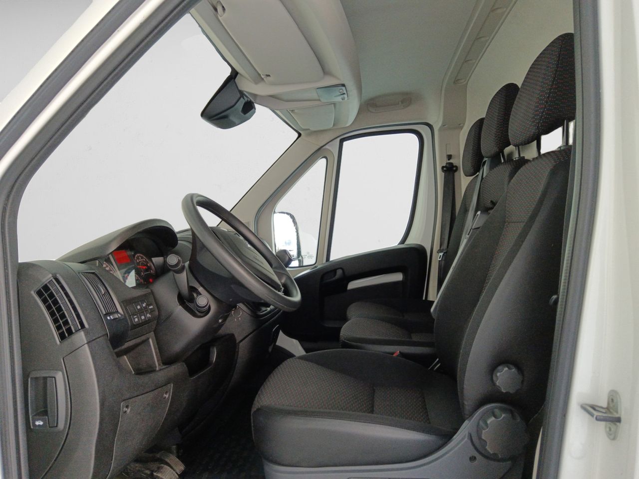 Foto Peugeot Boxer 8