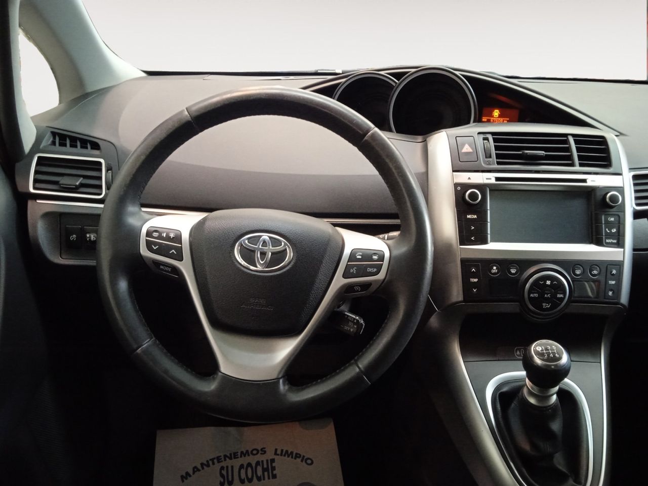 Foto Toyota Corolla Verso 6