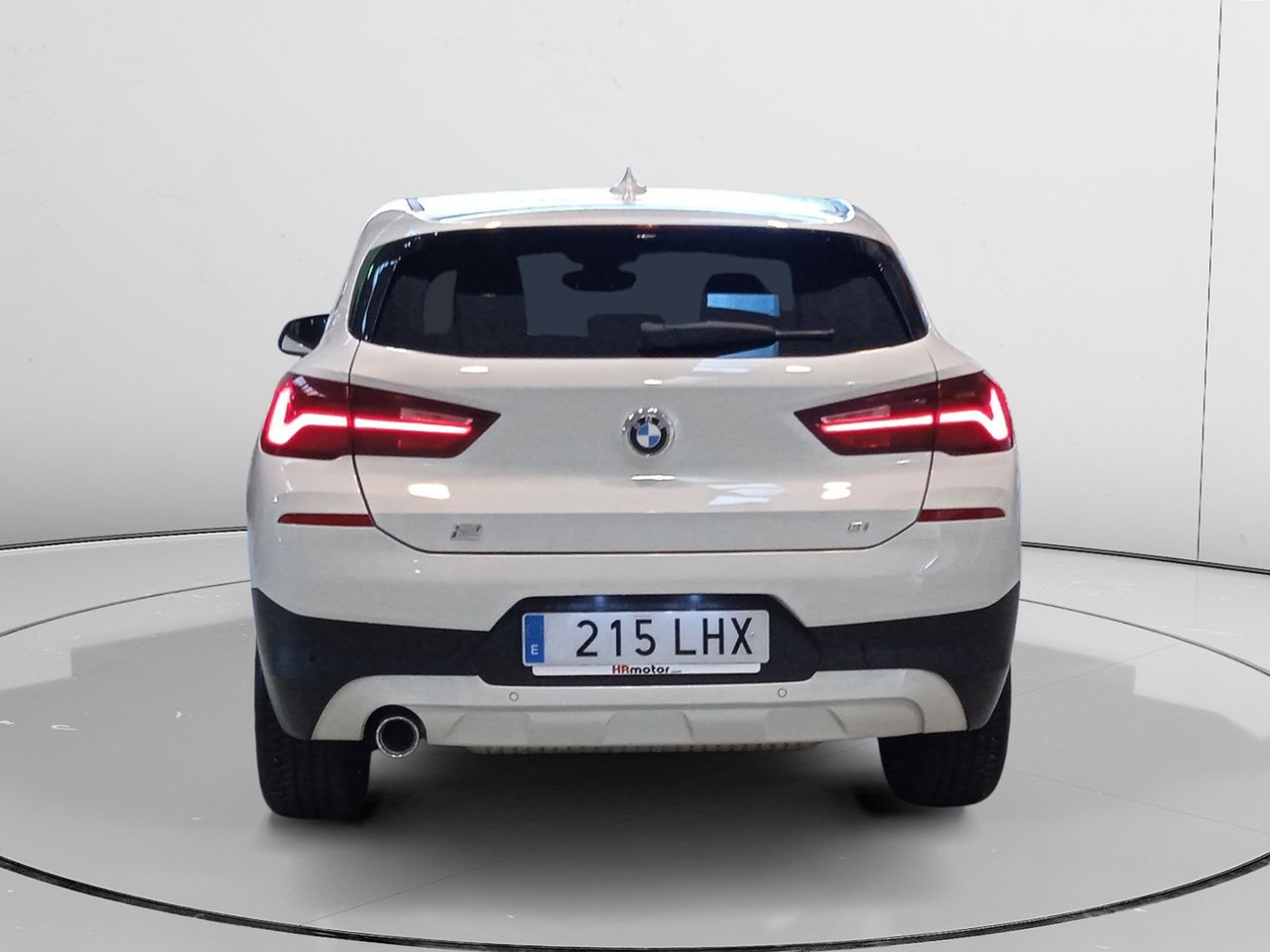 Foto BMW X2 3