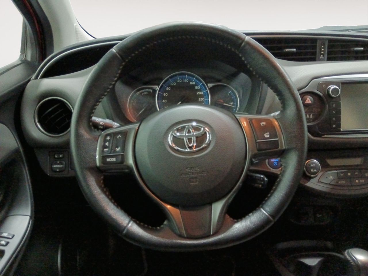 Foto Toyota Yaris 7