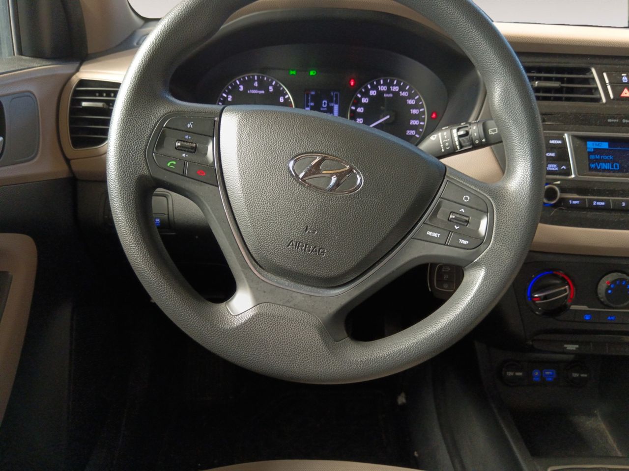 Foto Hyundai i20 7