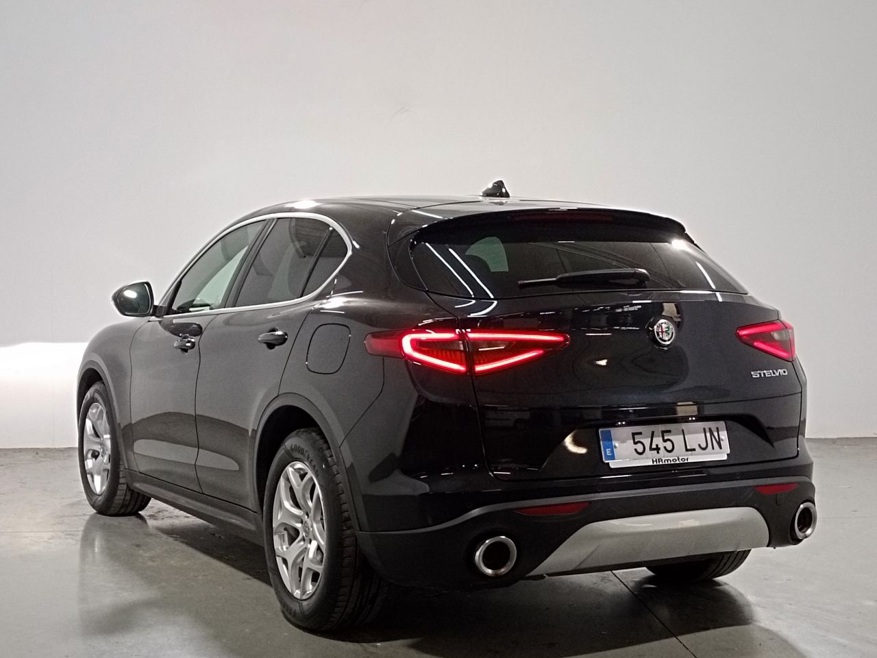 Foto Alfa Romeo Stelvio 4