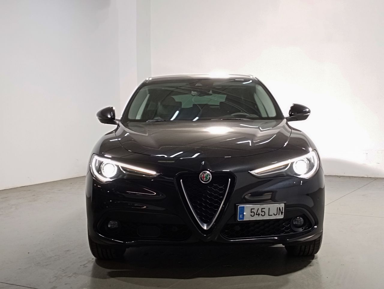 Foto Alfa Romeo Stelvio 5