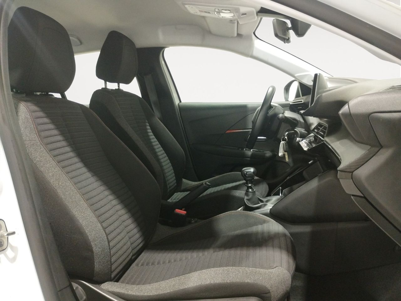 Foto Peugeot 208 10