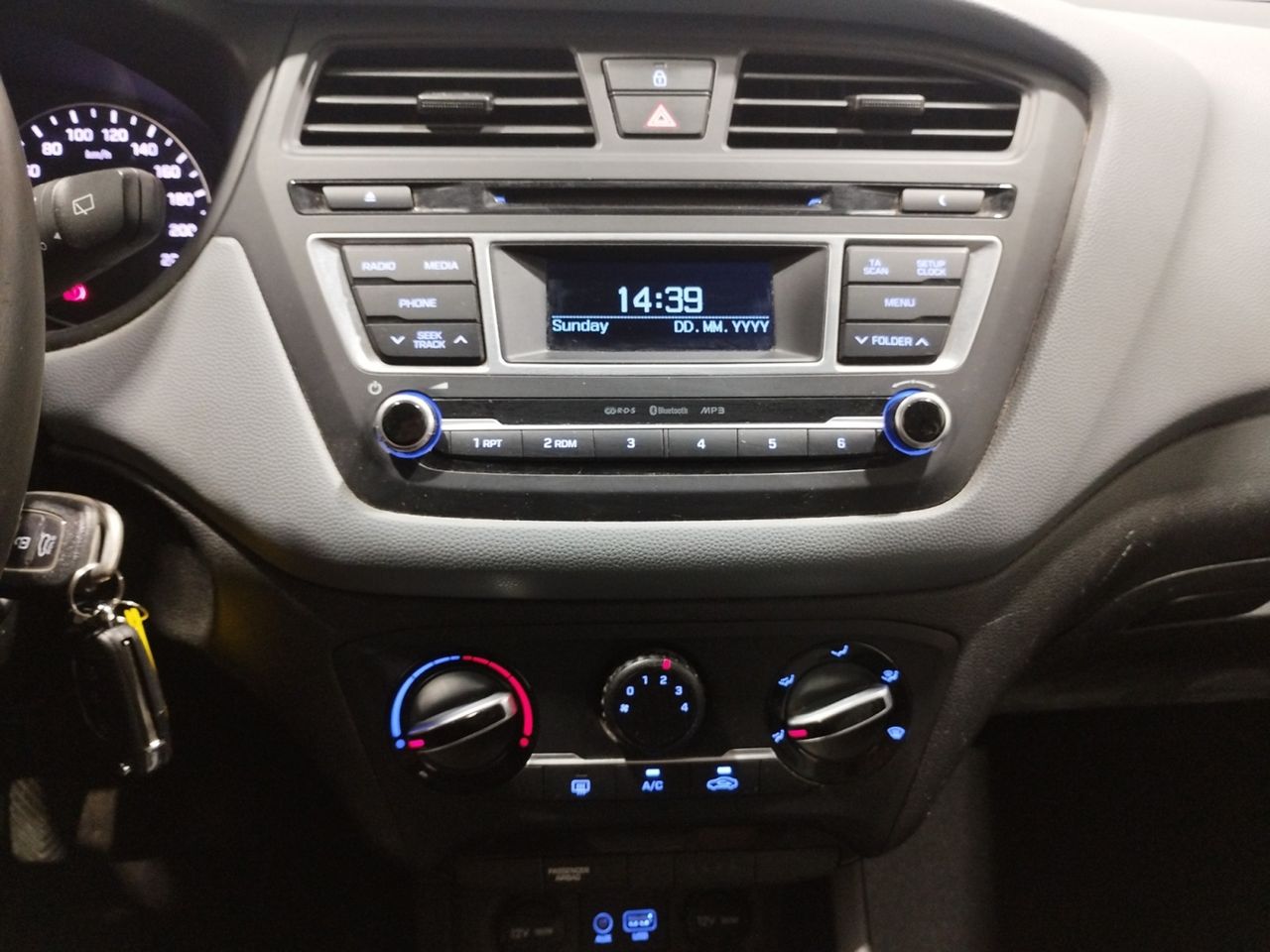 Foto Hyundai i20 14