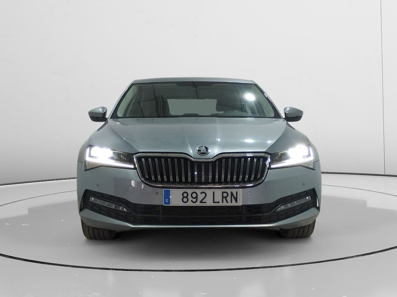 Foto Skoda Superb 5