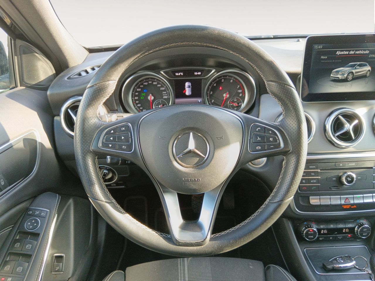 Foto Mercedes-Benz Clase GLA 7