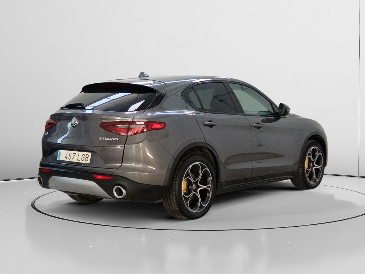 Foto Alfa Romeo Stelvio 2