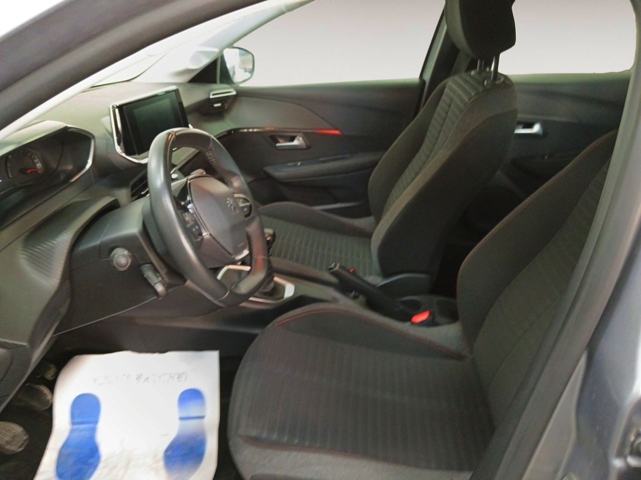 Foto Peugeot 208 6