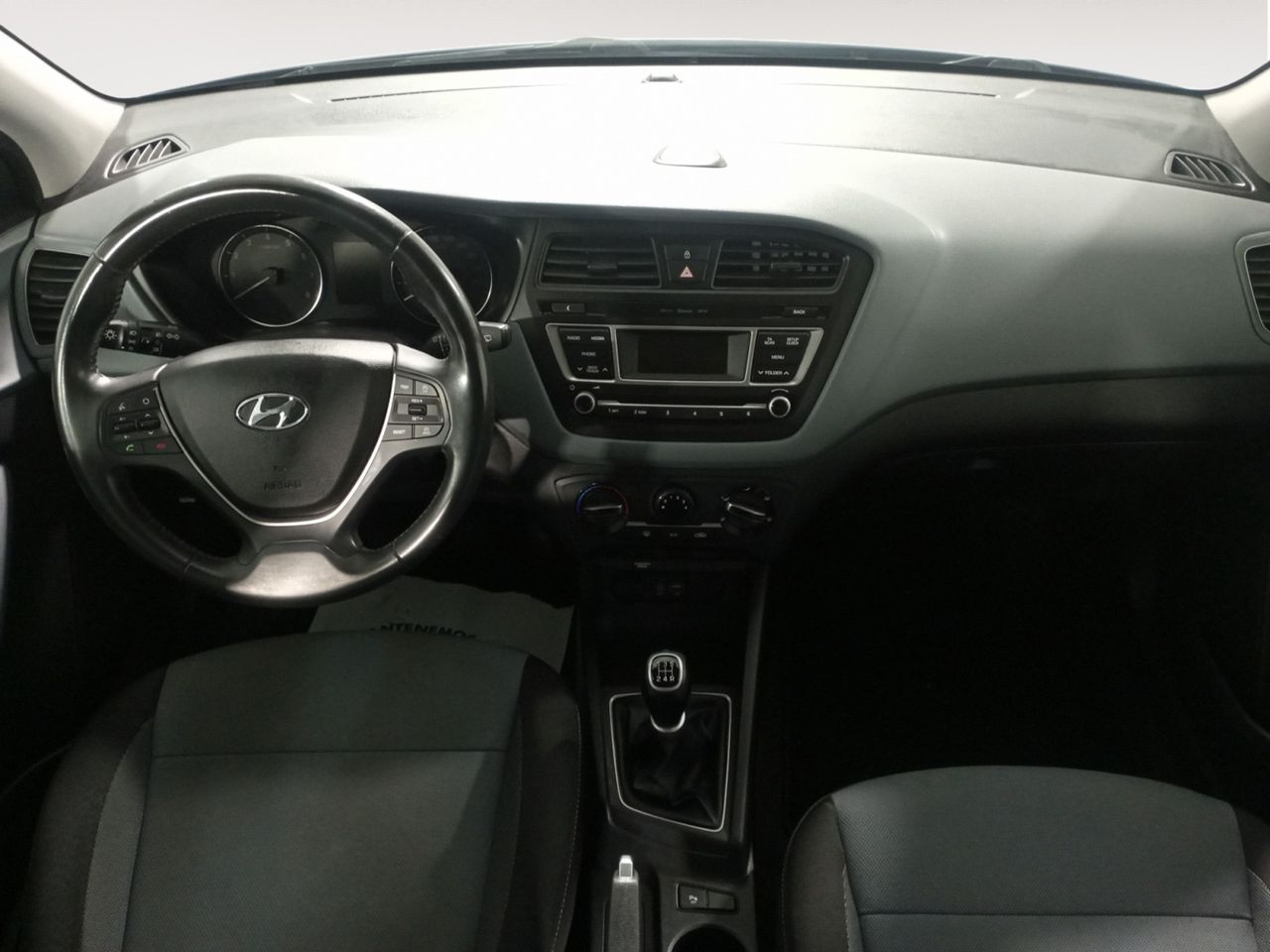 Foto Hyundai i20 6