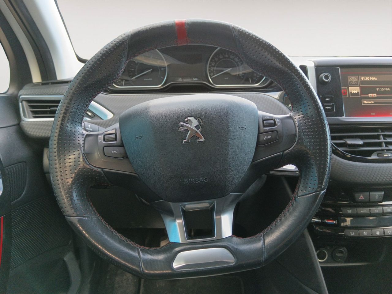 Foto Peugeot 208 7