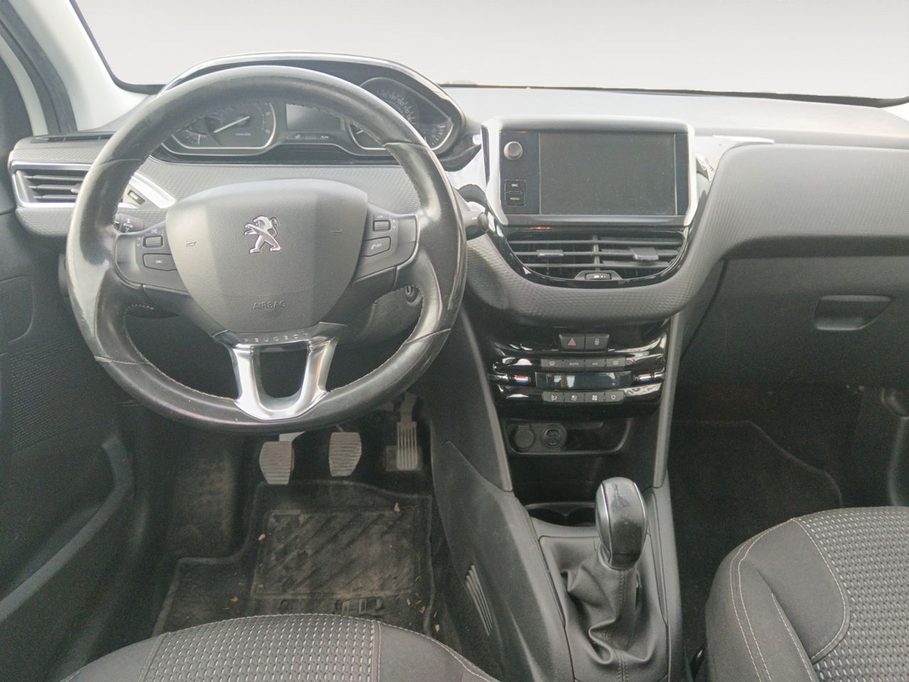 Foto Peugeot 208 6