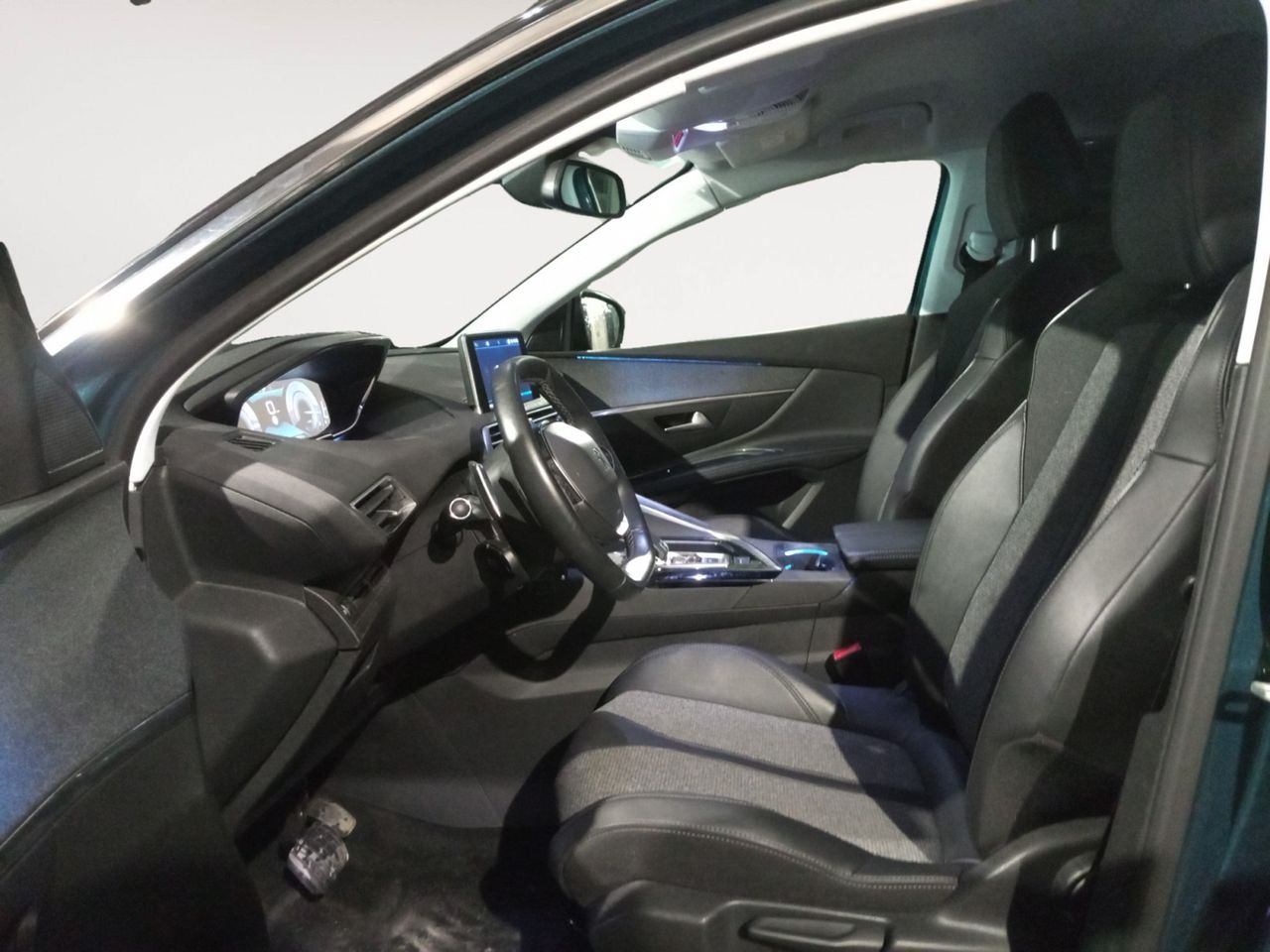 Foto Peugeot 5008 8