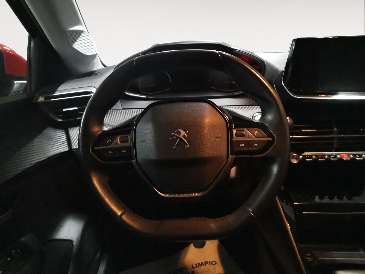 Foto Peugeot 208 8