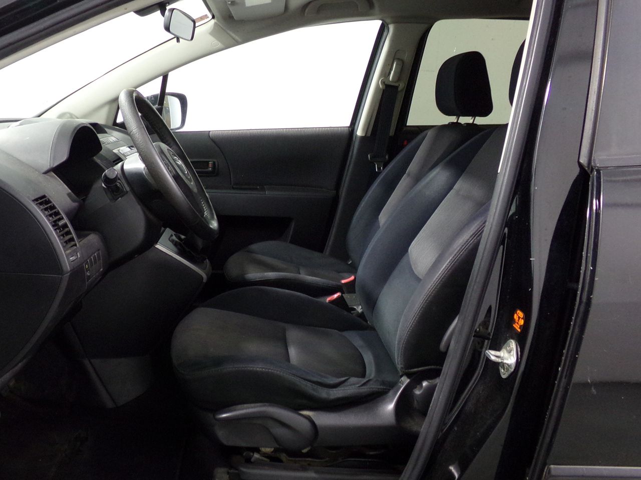 Foto Mazda Mazda5 8