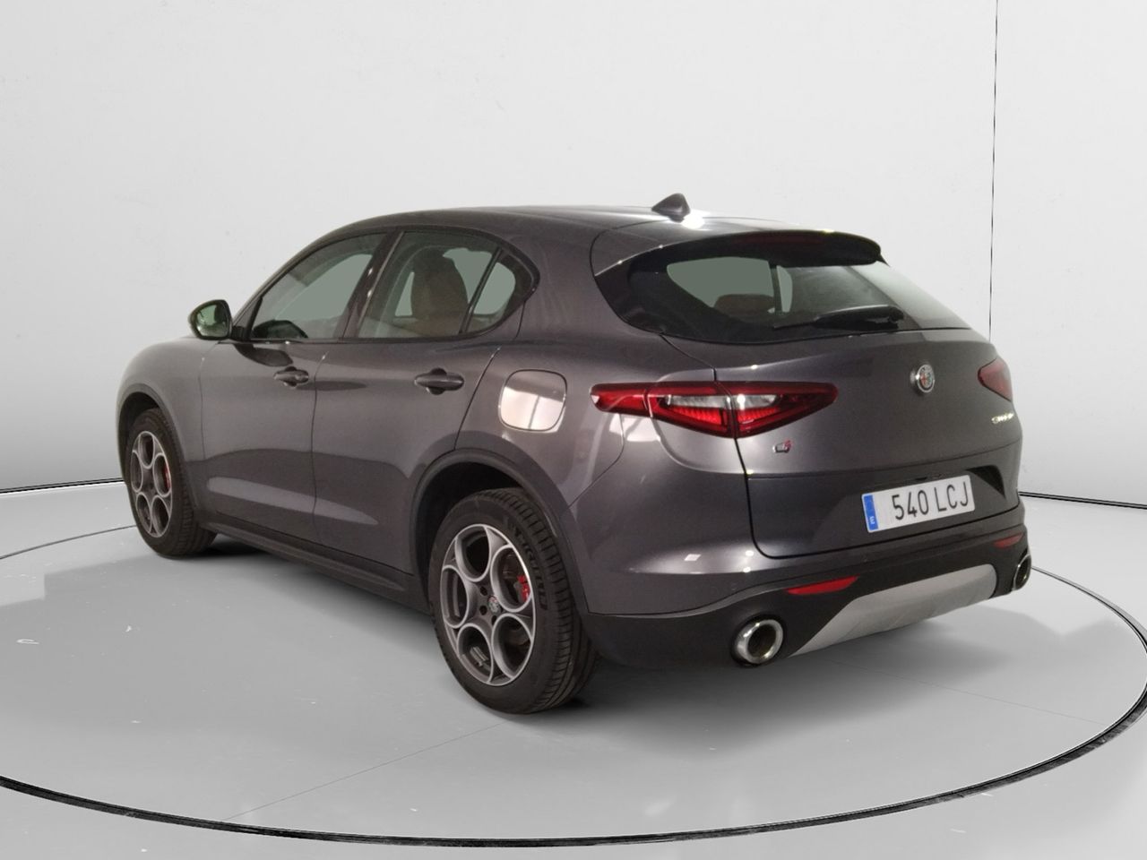 Foto Alfa Romeo Stelvio 4