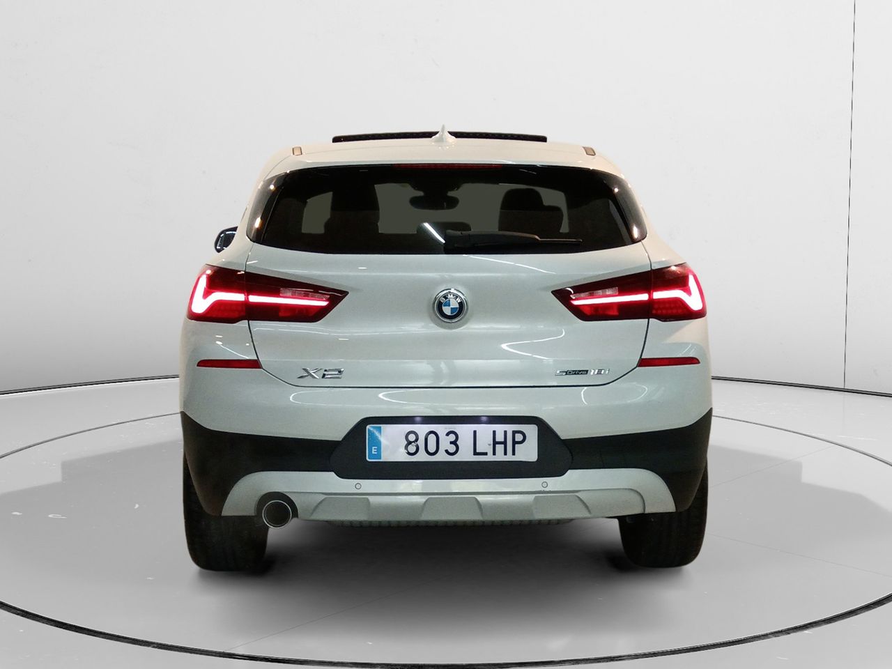 Foto BMW X2 4