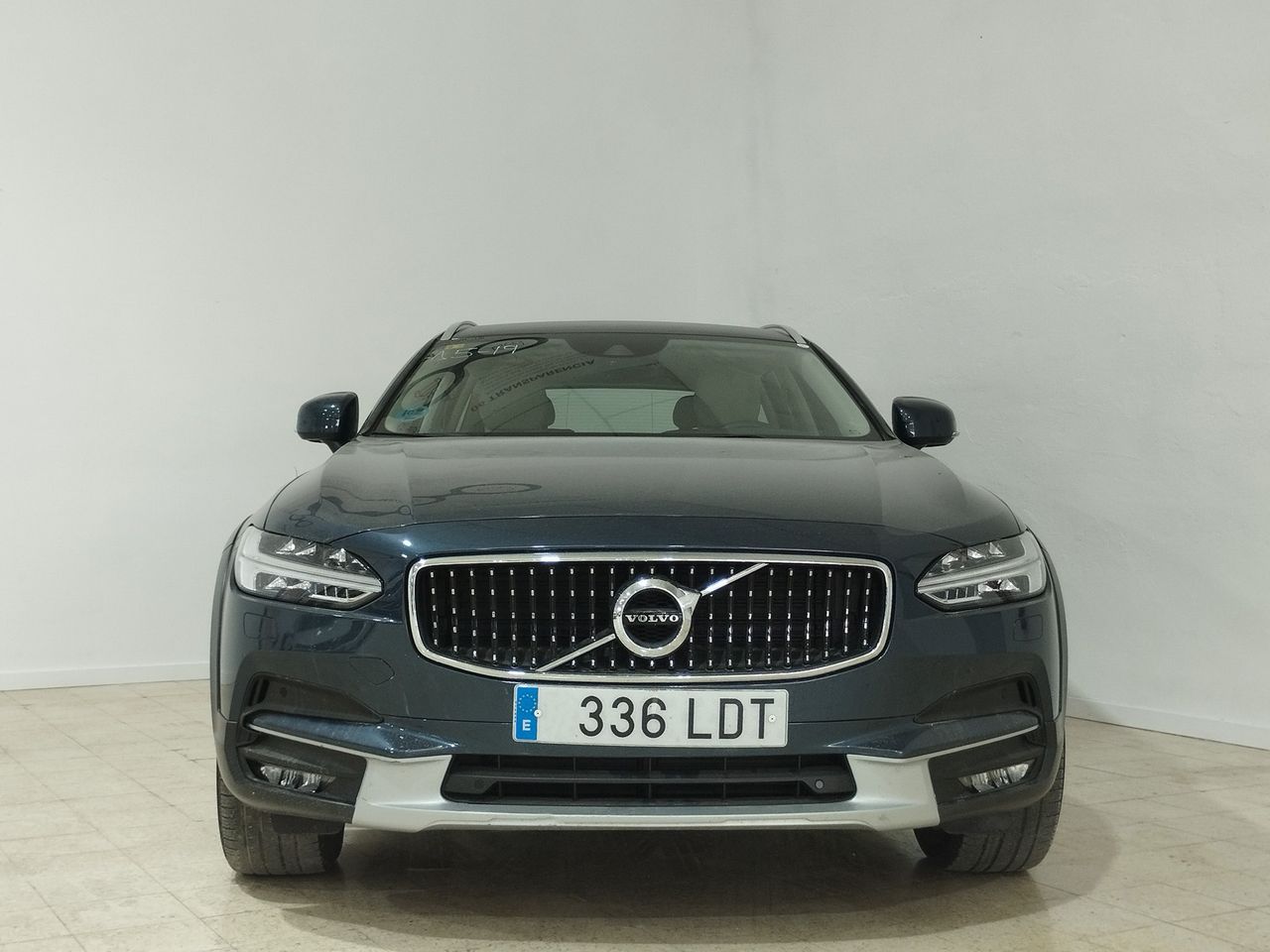 Foto Volvo V90 Cross Country 5