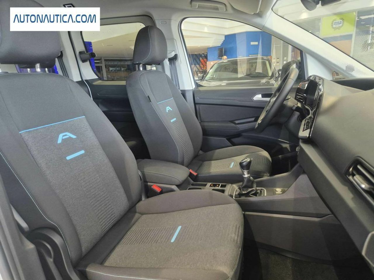 Foto Ford Tourneo Connect 18