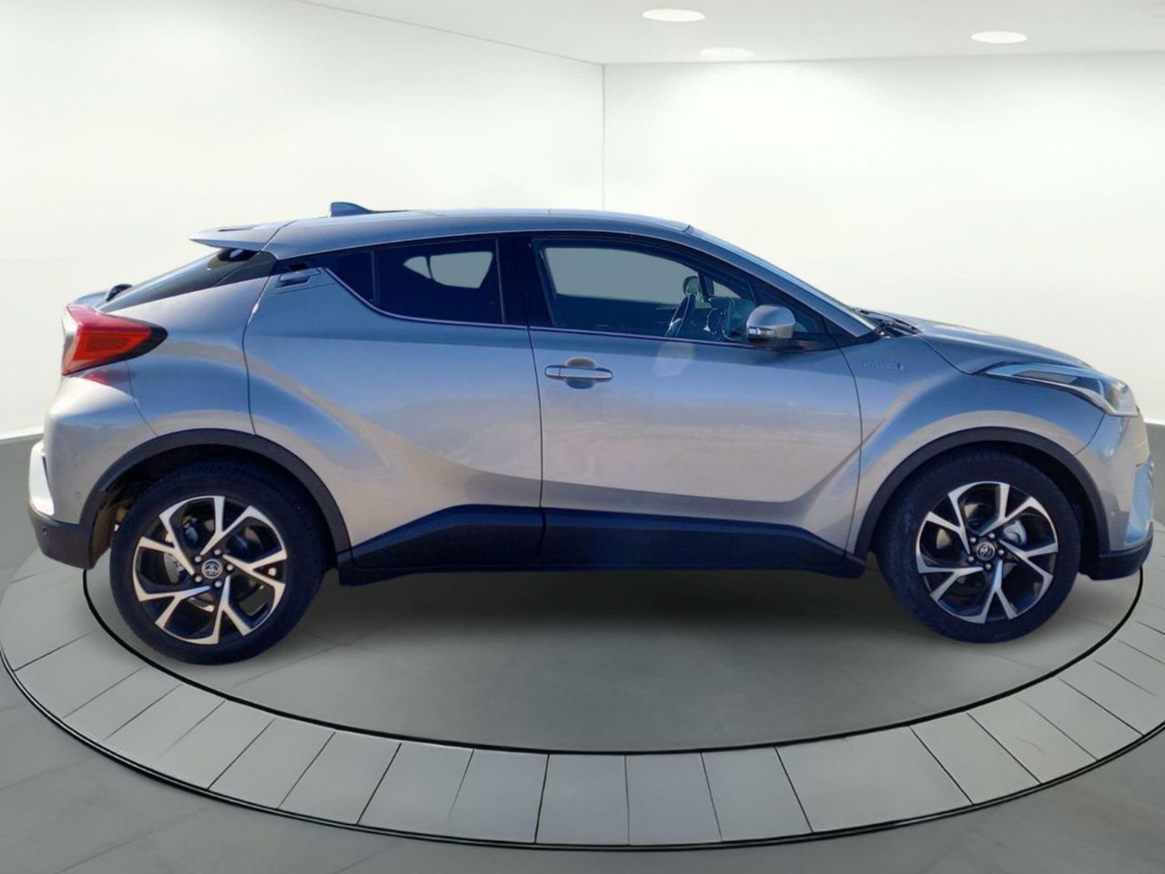 Foto Toyota C-HR 7