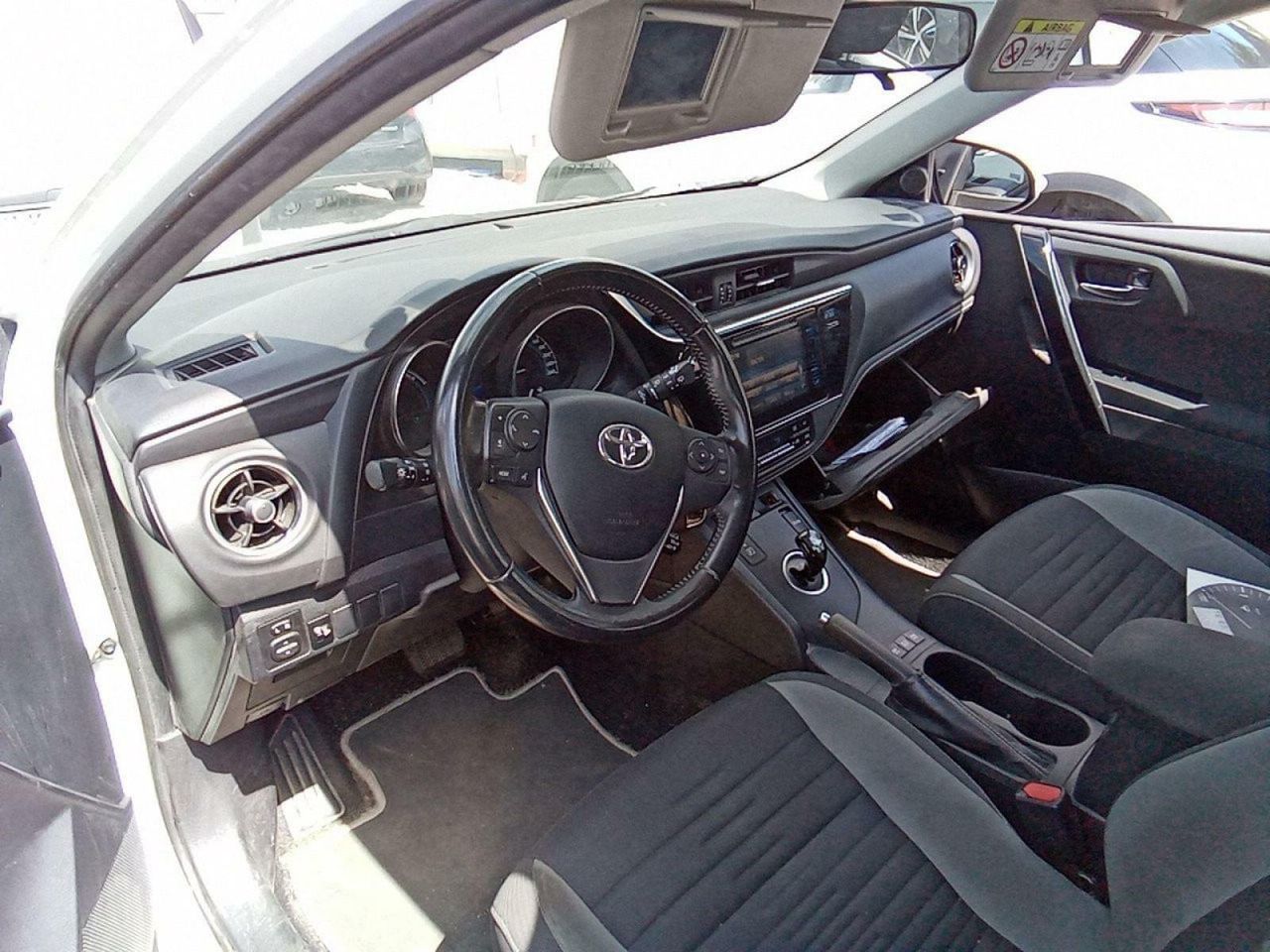 Foto Toyota Auris 7